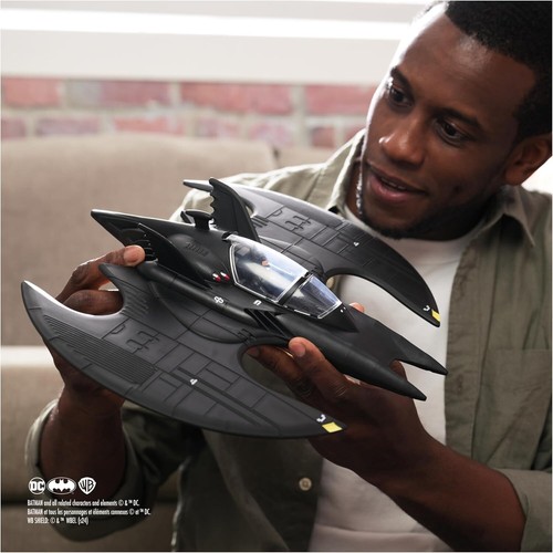 DC Comics Batman Batwing, And 4 inch Batman Figure Set 1992 Batman Returns, 85th - Bild 3 von 3
