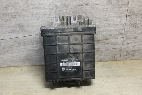 VW Golf Motorsteuergerät 030906026C 0261200257