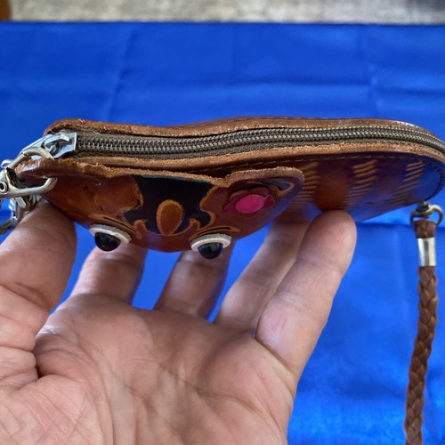 Cat Wallet/ Purse For Girls / Woman’s Genuine Leather EUC - Picture 9 of 9