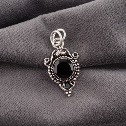Amazing Black Spinel Gemstone 925 Sterling Silver Handmade Jewelry Pendant Gift - Picture 2 of 5