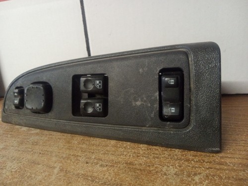 03-06 Chevy Silverado GMC Sierra Master Power Window Switch 2 Door Regular Cab - Picture 2 of 4
