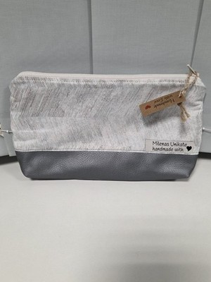 *Unikat* Kosmetik Tasche Etui Clutch handmade Weiß Silber Schimmernd Kunstleder 