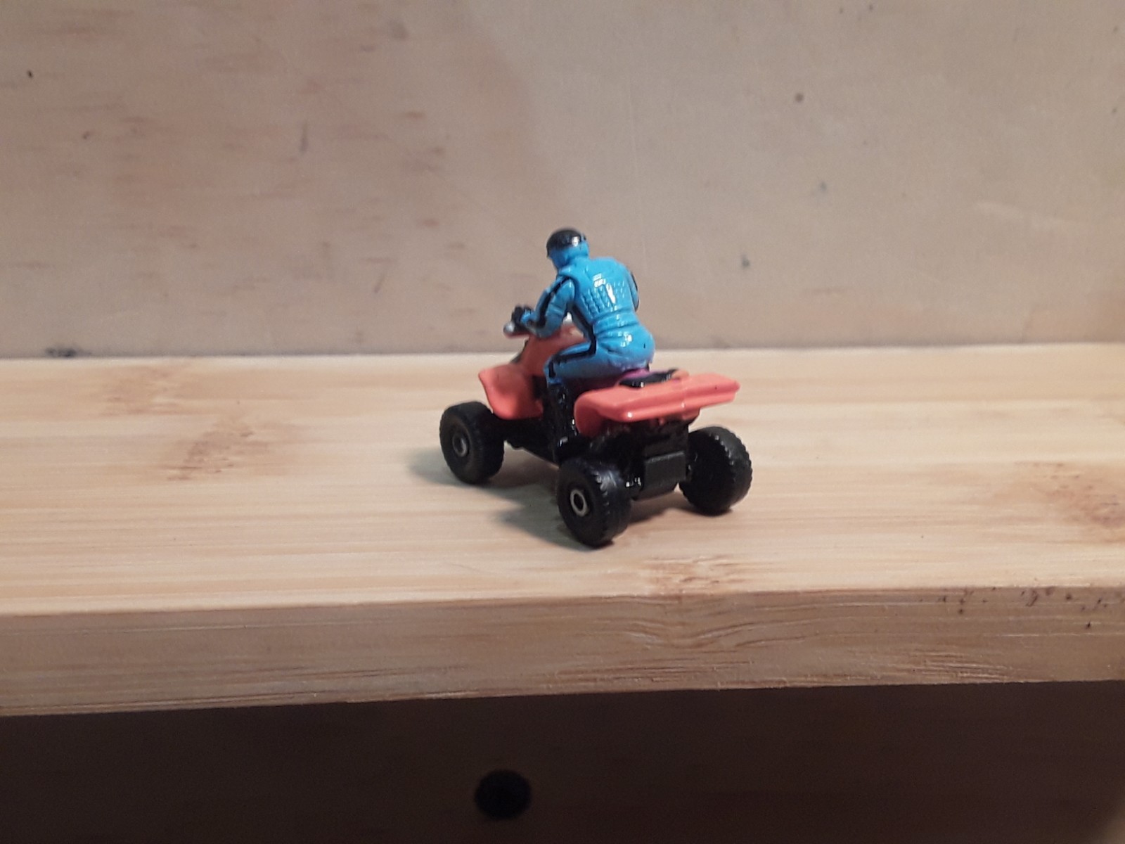 Picture 3 of 10
