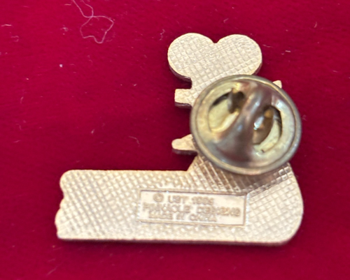 Vtg Universal Studios Hollywood Movie Camera Film Strip Soft Enamel Pin 1" - Picture 2 of 2