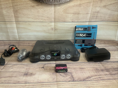 NINTENDO64　ブラック　ニンテンドー　ゲーム機　任天堂　NUS-001 s-l400.jpg