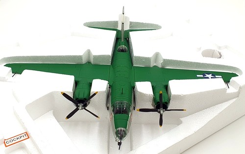 Franklin Mint 1/48 Scale B11E765 - B-26 Marauder Shark Mouth USAF - Picture 4 of 5