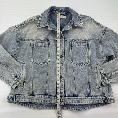 Urban Daizy Denim Jacket Women’s Small Light Wash Oversized Slouchy Fit Boho - Picture 13 of 15