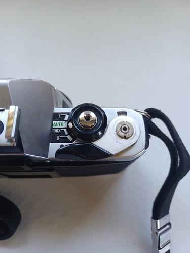 Pentax ME Supe SE 35mm SLR Film Camera. Body Only. Works Read Description. - Picture 3 of 10