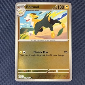 Boltund 031/094 Phantasmal Flames Reverse Holo