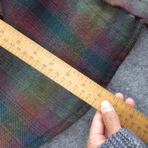 Gap CPO Shirt Jacket Mens Medium Green Red Plaid Quilted Lined Button Front - Picture 3 of 9