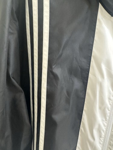 Adidas Herren XL Axis Windjacke FT2716 weiß/schwarz Farbblock Kapuze Taschen neu ohne Etikett - Bild 10 von 23