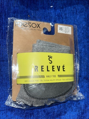 Toesox Half Toe Releve Skydiver Yoga Dance Gymnastics XS Gray Charcoal NEW - Picture 5 of 7