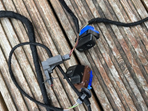 VW PASSAT B7 ESTATE 2010-14 FRONT RIGHT DRIVER SIDE DOOR WIRING LOOM 3AC971557E - Picture 3 of 6