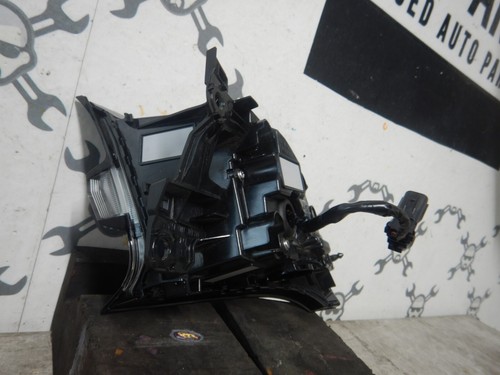 2023 2024 TOYOTA PRIUS PRIME REAR LEFT DRIVER SIDE TAIL LIGHT OEM 81560-47520 - Foto 10 di 14
