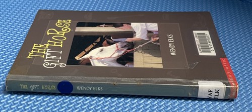 The Gift Horse by Wendy Elks Paperback - Picture 5 of 8