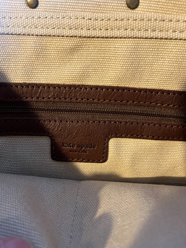 BORSA KATE SPADE NEW YORK WWII DIPINTA A MANO FLOREALE TELA E PELLE con ETICHETTE - Foto 13 di 21