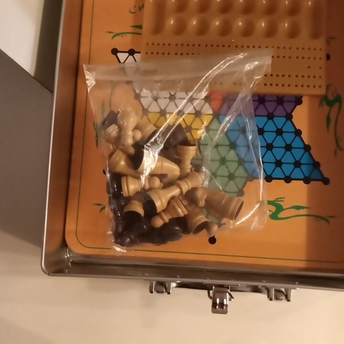 Multi Game Set, Chess, Backgammon, more by Cardinal Industries w/ Carrying Case - Picture 9 of 14