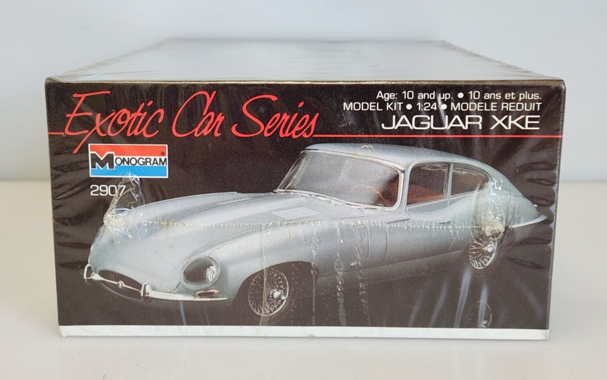 1989 Monogram Jaguar XKE Exotic Car 1/24 Plastic Model Kit 2907