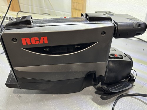 RCA VHS DS3 Camcorder 72x digital zoom - Picture 5 of 8