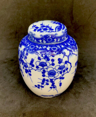 Vintage Lego Fine China (Japan) Blue And White Cherry Blossom Ginger / Tea Jar