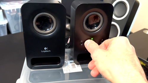 Altavoces portátiles para computadora Logitech Z150 Multimedia 2.0 PROBADOS - Vídeo 1 de 1