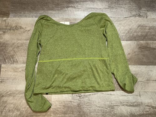 NWT Oakley Active Womens Long Sleeve Wide Neck Tee T-Shirt Green Small S - Picture 2 of 4