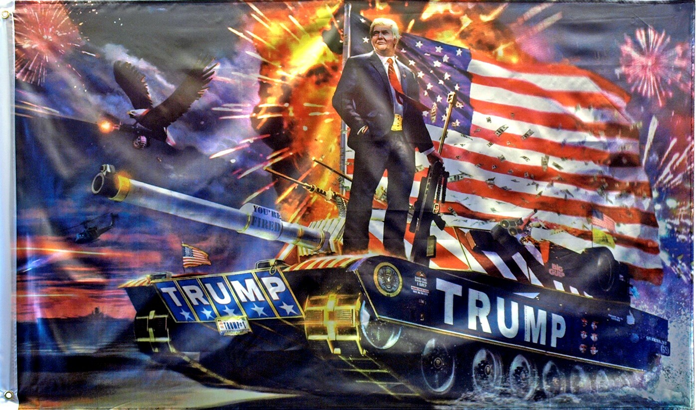 President DONALD TRUMP USA On Tank With Gun & Fireworks 3' x 5' Flag