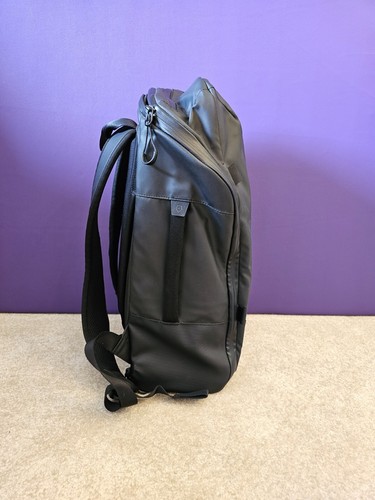WANDRD Duo 20L Daypack Backpack, Camera Bag, Black, Used - Picture 2 of 7