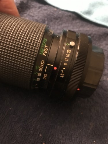 Canon FD 70-210mm F/4.5 Macro Zoom Lens - Picture 5 of 8