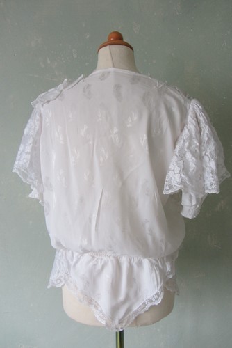 Bluse Shirt Tunika weiß 80er Jahre mit Spitze Taille gesmogt Gr. 40 L - Bild 3 von 3
