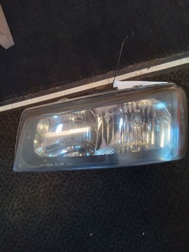 Driver Headlight Without Lower Body Cladding 2003-2004 CHEVROLET AVALANCHE 1500 - Picture 2 of 3