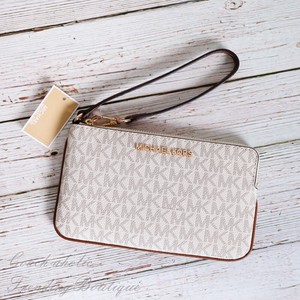 michael kors large wristlet vanilla