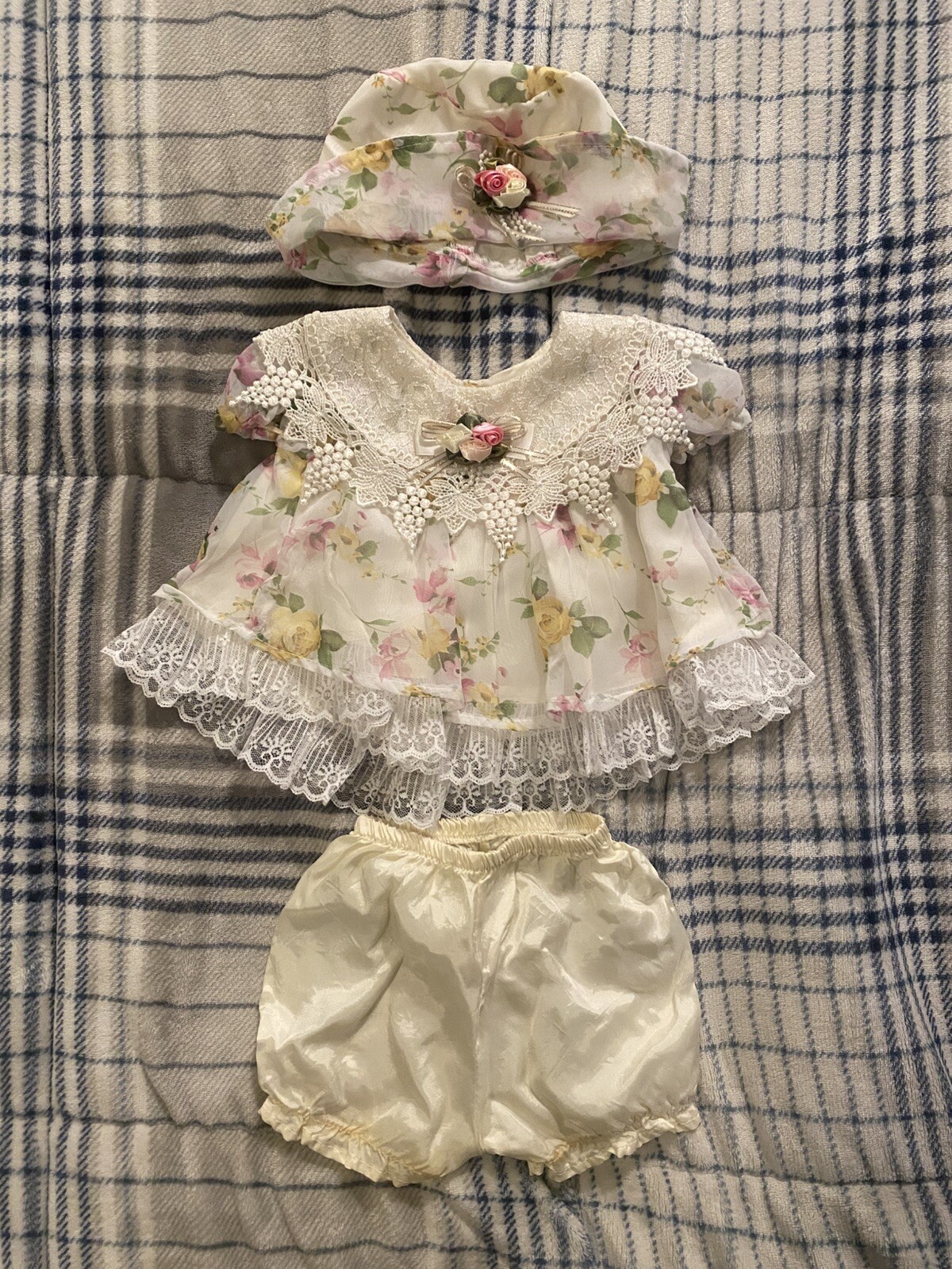 Picture 1 of 11