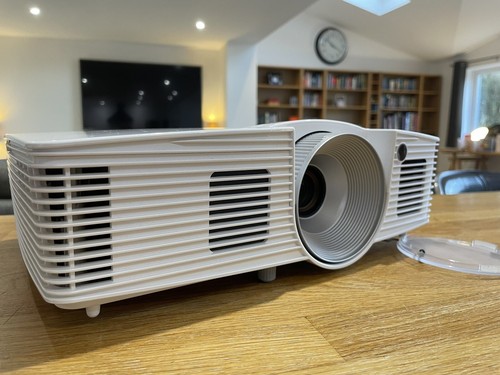 Acer H6517BD Home Cinema Projector 1080P Full HD 3,200 Lumens 2x HDMI VGA Used - Picture 7 of 20