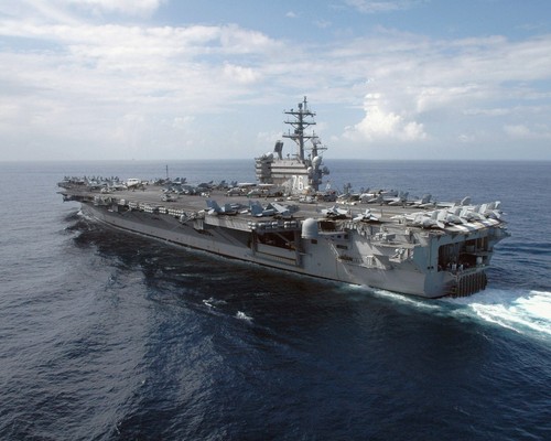 ITALERI 1/720 U.S.S. RONALD REAGAN CVN-76 Model Kit #5533 - Picture 15 of 15