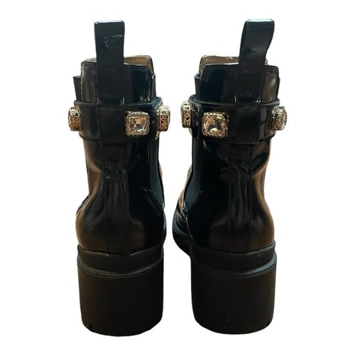 Gucci Chelsea Double G Patent Chunk Heel Ankle Boots - Picture 14 of 16
