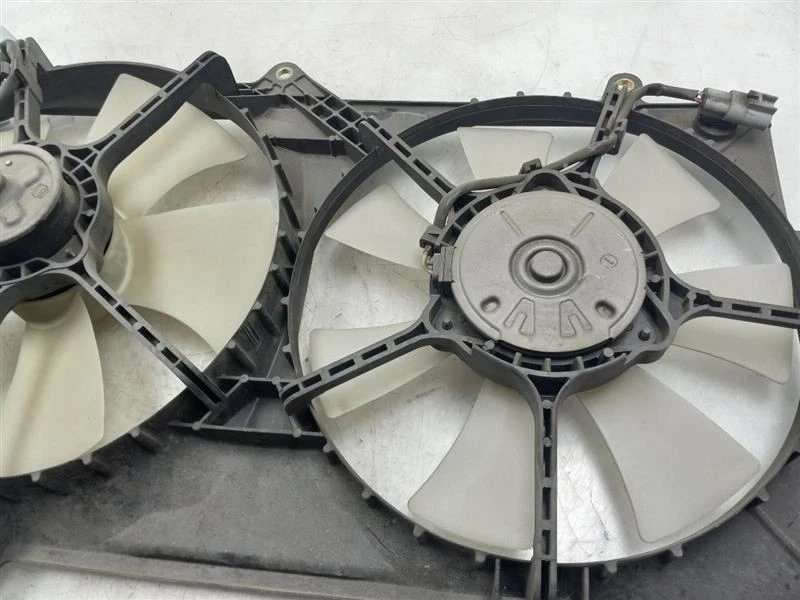 MONTAJE VENTILADOR RADIADOR 5 ASPAS TOYOTA COROLLA 98-02 1,8 L TRACCIÓN DELANTERA Foto 4 de 4