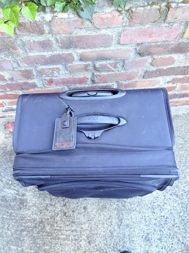 TUMI ALPHA 2 Expandable 24 Inch Upright Wheeled Luggage. Style 22024DH. - Picture 2 of 14