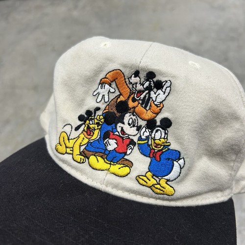 Vintage Disney Mickey Goofy Friends White Hat Cap Snapback White Black Flat Brim - Picture 2 of 9