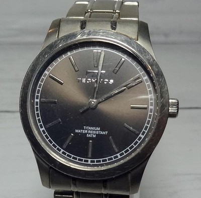 TECHNOS T-1079 Quartz Titanium Case 3.7cm Black Dial Movement Titanium Used