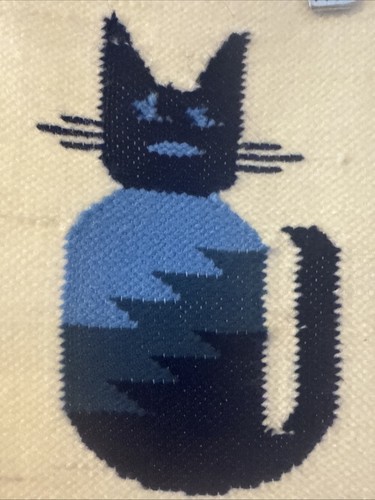 Vintage Wool Hand Woven Peruvian Multi- Colored Cats Kitty Wall Hanging 22.5x30” - Picture 6 of 10