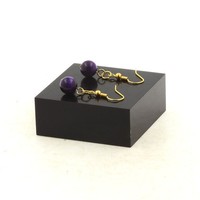 Mineralien Und Edelsteine. Ohrringe 1 Perle Tigerauge Violett