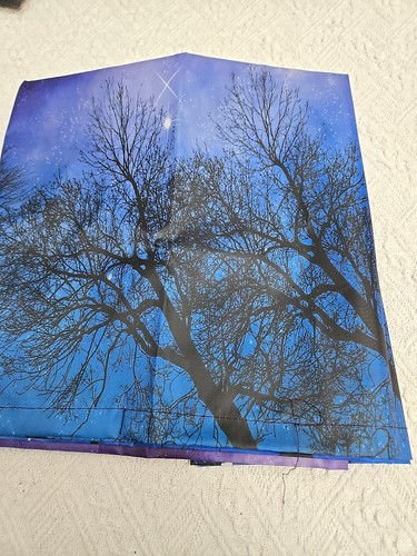 2 Pack Magnetic Fluorescent Light Covers - 4x2 Ft, for Office,Home,Classroom - Picture 3 of 6