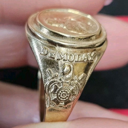 Vtg 10K Gold DeMolay Chevalier Masonic Ring Size 9 W/ Case 7.2g Jacquez DeMolay - Picture 9 of 16