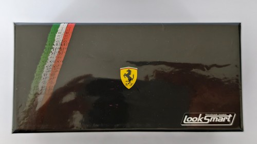 Looksmart LSF1074 F1 1:43 Ferrari SF-25 Hamilton Winner China Sprint Race 2025 - Bild 5 von 7