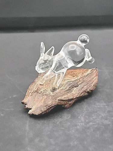 Kunst Glas Hase laufender Hase auf Holzsockel Vintage kleine 3" Figur - Bild 1 von 12