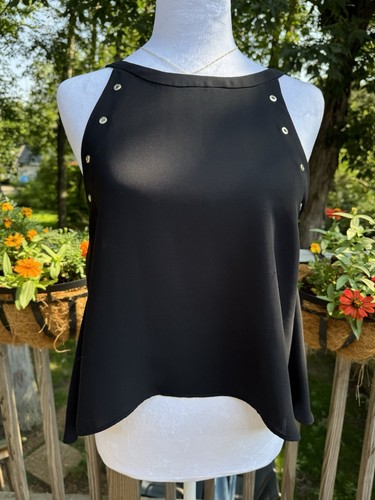 Camiseta sin mangas Zara Basic negra tachonada ligera grande para mujer