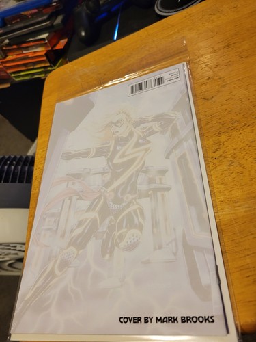 New Avengers #7 Tron Variant Edition Mark Brooks Bendis Marvel Comics 2011 - Picture 7 of 12