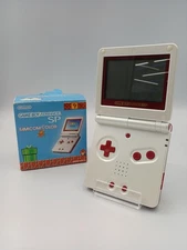 Nintendo Game Boy Advance SP Famicom
