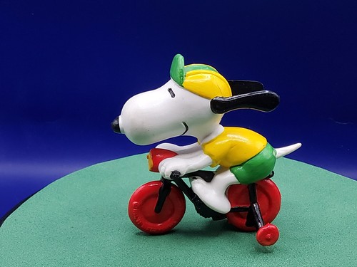 Bicicletta d'epoca Snoopy su rossa con ruote da allenamento in PVC 1986 - Foto 1 di 3